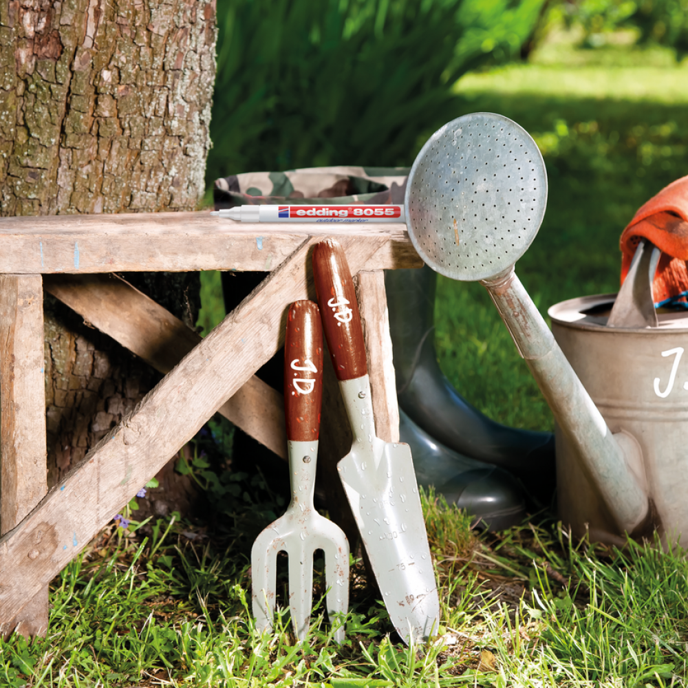 8055_wht_application