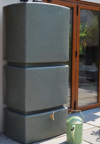 uploads/images/800pillar Waterbutt