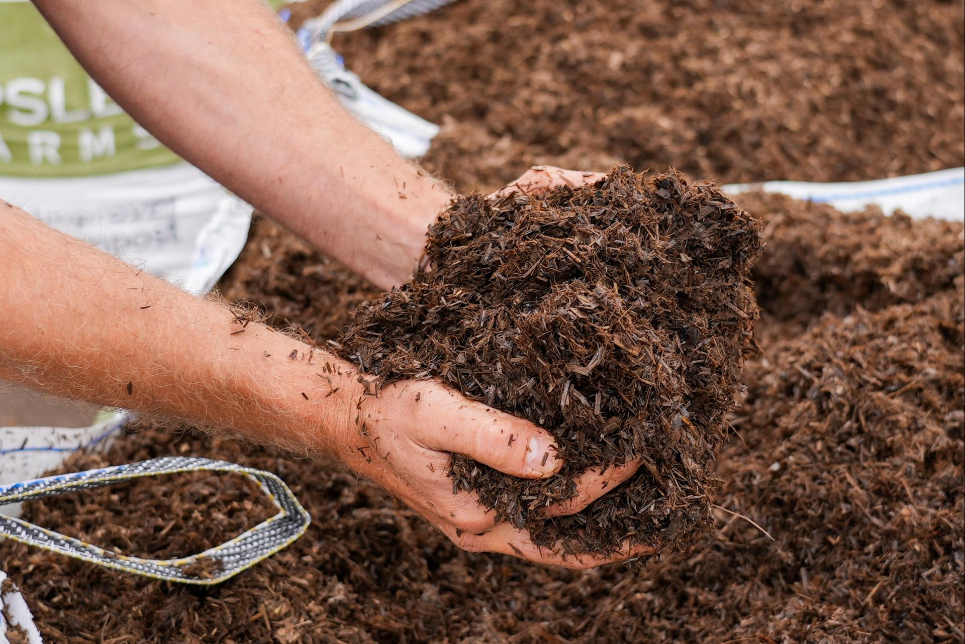 uploads/images/Apsley Farms Mulch