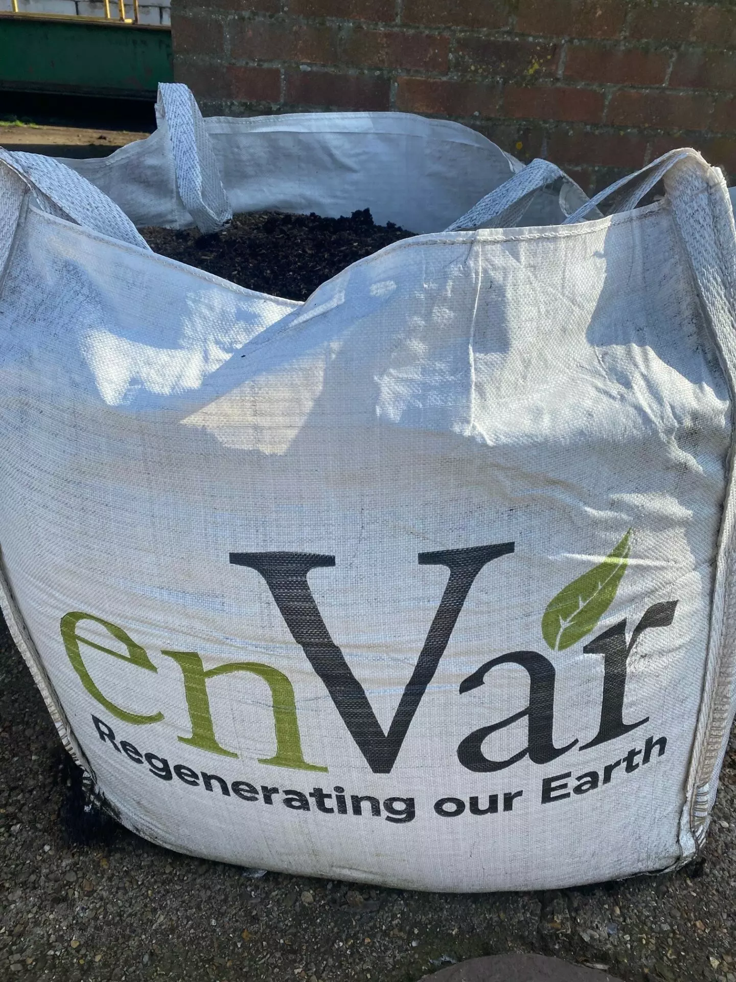 uploads/images/Decorative Mulch3 1