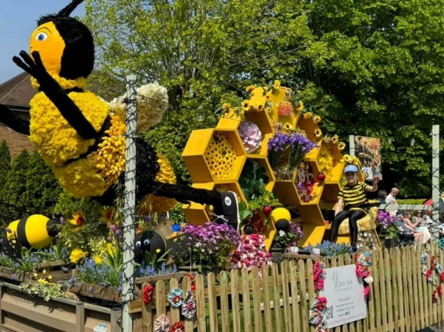 uploads/images/Gtb Parade