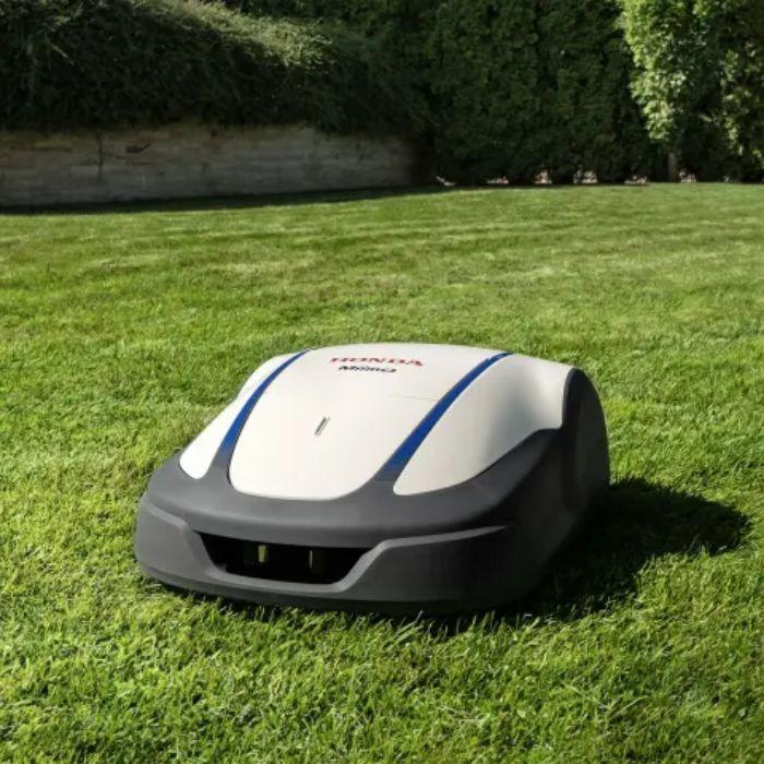 uploads/images/Honda Hrm1000 Miimo Robotic Mower 700 X 700 2