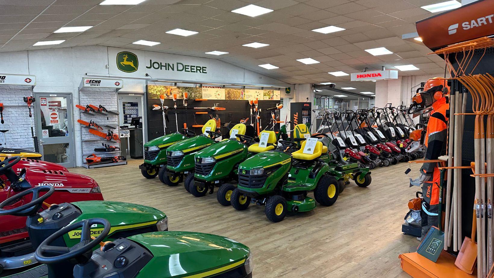 uploads/images/John Deere