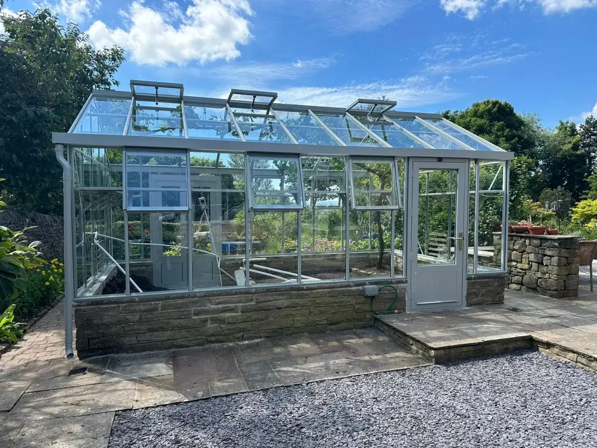 uploads/images/Kirk 2