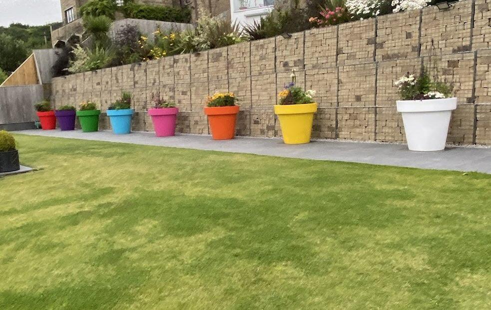 uploads/images/Plant Pots Colours
