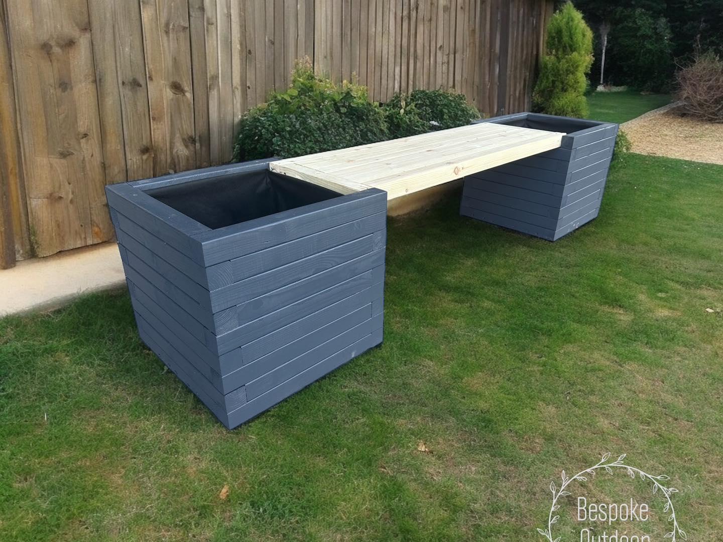 uploads/images/Planter Bench