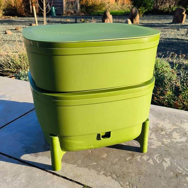 uploads/images/Plastia wormery 02 from Wiggly Wigglers