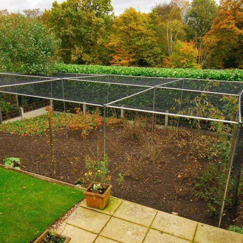 uploads/images/Premium_aluminium_walk In_fruit_cage_frame_netting
