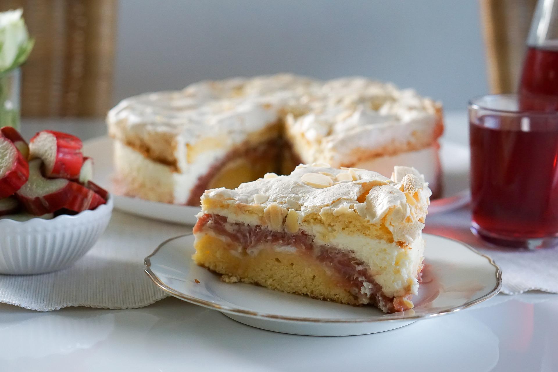 uploads/images/Rhubarb Cake 6395195_1920