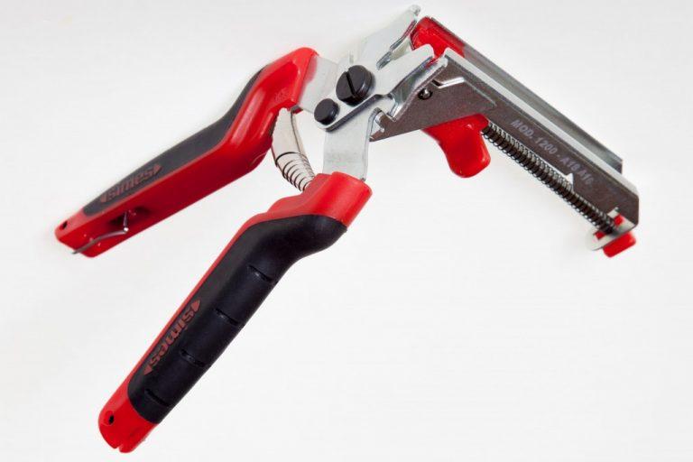 uploads/images/Simes Red Tool Web E1453241246832 768x512