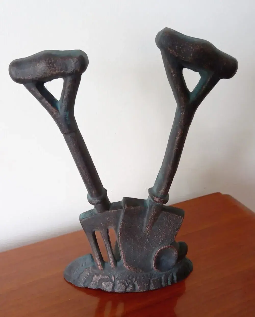 uploads/images/Spade and Fork Doorstop 2