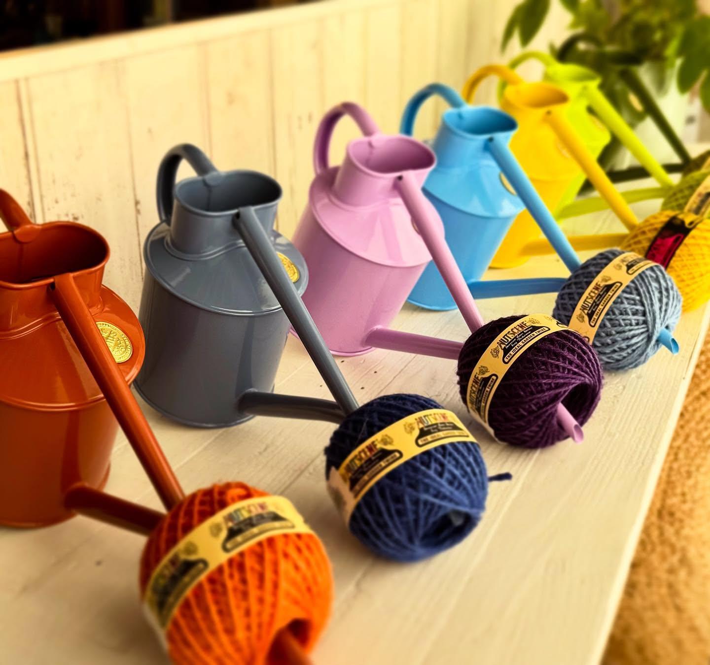 uploads/images/Watering Cans Nutscene